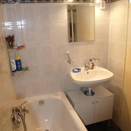 شقة Charming Studio At The Danube